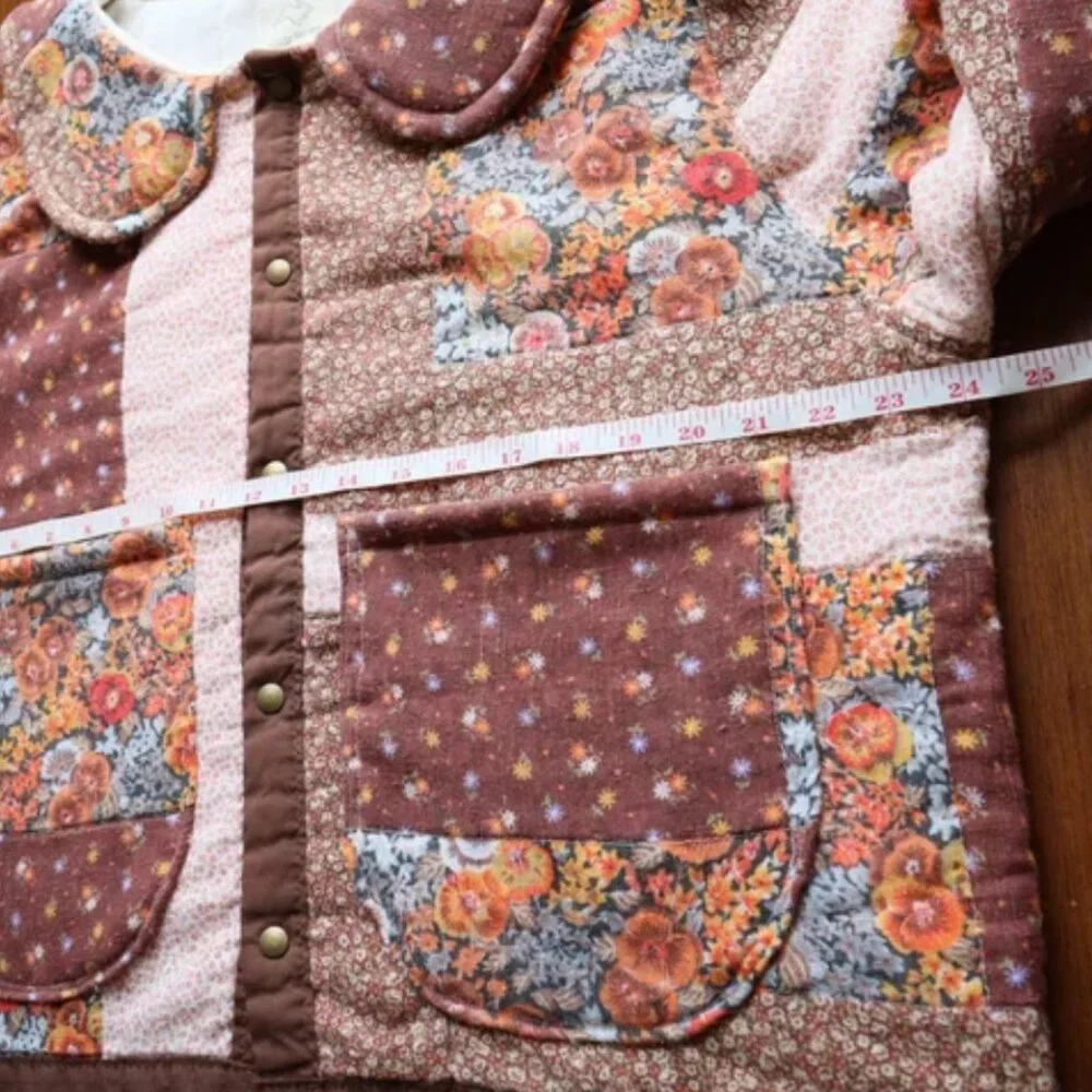 SOLD!!! Upcycled Floral Patchwork Jacket Vintage Quilt Peter Pan Collar OS - Picture 4 of 6